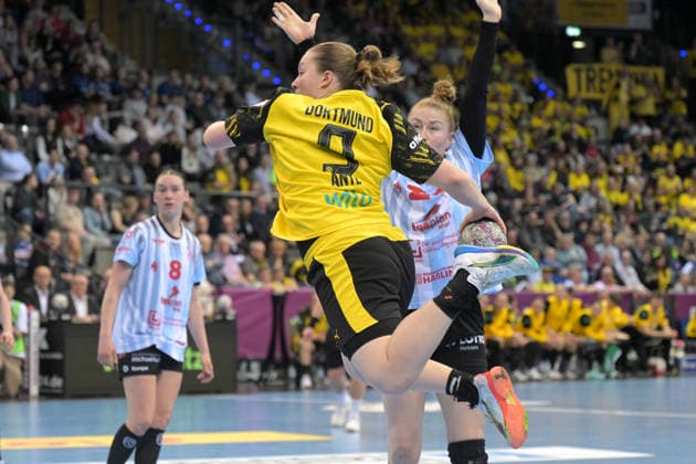 Lisa Antl BVB Borussia Dortmund Handball, 09 HSG Bensheim Auerbach vs BVB Borussia Dortmund Handball, Handball, Women, DHB Cup Haushahn Final 4, Final, Season 2025 2026, 15 03 2026 HSG Bensheim Auerbach vs BVB Borussia Dortmund Handball, Handball, Women, DHB Cup Haushahn Final 4, Final, Season 2025 2026, 15 03 2026 Stuttgart Copyright: xEibner-Pressefoto TobiasxBaurx EP_TBR