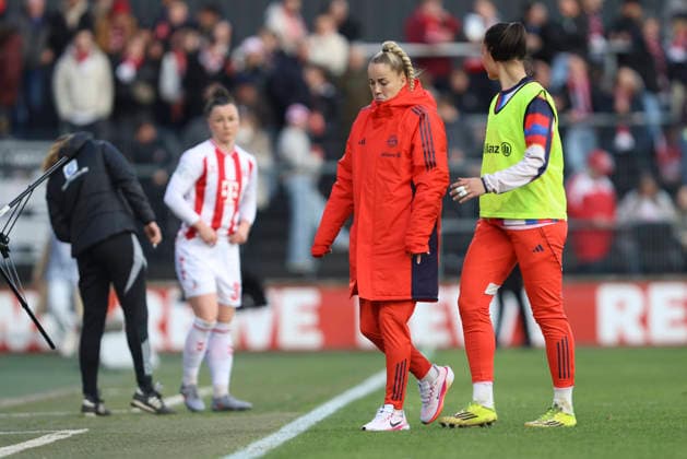Giulia Gwinn FC Bayern München is disappointed during the Woman Bundesliga match between 1 FC Köln and Bayern München, Franz Kremer Stadion on March 15 in Cologne, Germany Photo by Oliver Kaelke DeFodi Images Giulia Gwinn FC Bayern München looks dejected during the Woman Bundesliga match between 1 FC Köln and Bayern München at Franz Kremer Stadion on March 15, 2026 in Cologne, Germany Photo by Oliver Kaelke DeFodi Images DFL regulations prohibit any use of photographs as image sequences and or quasi video Photo by Oliver Kaelke DeFodi Images