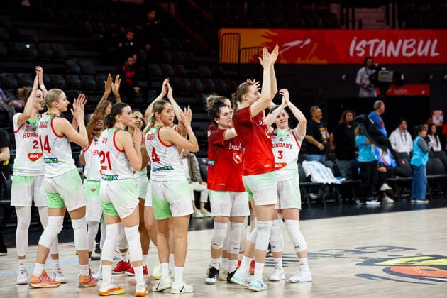 Hungary vs Argentina Women s Basketball World Cup 2026 Qualifying Tournaments Hungary national team, Nationalteam staff celebrates the end of the match during the Women s Basketball World Cup 2026 Qualifying Tournaments Groupe Phase - Group A between Hungary National Team and Argentina National Team at Turkcell Basketball Development Center on March 15, 2026 in Istanbul, Turkey. Istanbul Istanbul Turkey Copyright: xBurakxBasturkx