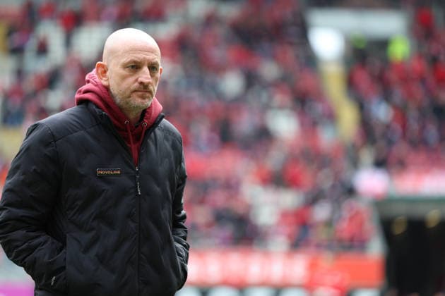 15 03 2026, xrekx, Fußball 2 Bundesliga, 1 FC Kaiserslautern Karlsruher SC v l Torsten Lieberknecht Trainer 1 FC Kaiserslautern DFL DFB REGULATIONS PROHIBIT ANY USE OF PHOTOGRAPHS as IMAGE SEQUENCES and or QUASI VIDEO Kaiserslautern