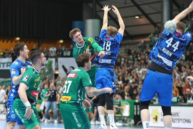 Handball DAIKIN HBL, SC DHfK Leipzig TVB Stuttgart 15 03 2026 Franz Semper 32, SC DHfK Leipzig cannot put the last throw of the game in the goal Handball, DAIKIN HBL, 1 Bundesliga, Season 2025 2026, 25 Matchday SC DHfK Leipzig vs TVB Stuttgart on 15 03 2026 at Quarterback Immobilien Arena Leipzig Copyright: xBEAUTIFULxSPORTS JanxKaeferx