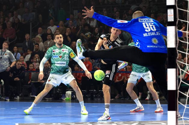 DEU, DHB, 1 HBL, Fuechse Berlin vs Erlangen, 15 03 2026, Max Schmeling Halle, Berlin, DEU, DHB, 1 HBL, Fuechse Berlin vs Erlangen, pictured Nejc Cehte Fuechse Berlin 22 , Mathias Gidsel Fuechse Berlin 19 , Dejan Milosavljev Fuechse Berlin 96 , Sander Overjordet Erlangen 8 nordphotoxGmbHx xEngler nph00076