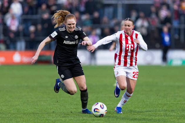 Google Pixel Womens Bundesliga 1 FC Köln FC Bayern München 15 03 2026 Stine Ballisager FC Bayern München, 3 , Laura Donhauser 1 FC Köln, 25 on matchday 20 of the Google Pixel Womens Bundesliga in the match between 1 FC Köln and FC Bayern München on 15 03 2026 at Franz Kremer Stadion in Cologne, Germany Copyright: xBEAUTIFULxSPORTS Meuselx