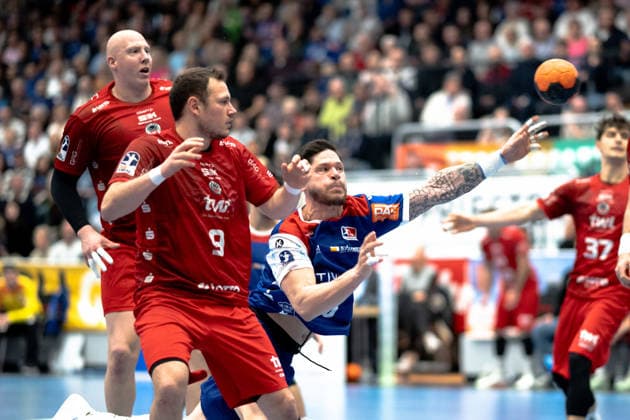 Csaba Leimeter HBW Balingen Weilstetten, 55 throwing against Marc Robin Eisel, Eulen Ludwigshafen, 09 , HBW Balingen Weilstetten vs Eulen Ludwigshafen, Handball, 2 Bundesliga, 24 Matchday, Season 2025 2026, 15 03 2026 Eibner Pressefoto Andreas Ulmer HBW Balingen Weilstetten vs Eulen Ludwigshafen, Handball, 2 Bundesliga, 24 Matchday, Season 2025 2026, 15 03 2026 Balingen Copyright: xEibner-Pressefoto AndreasxUlmerx EP_AUR