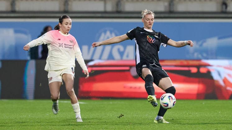 Football, Women, 1st BL, VfL Wolfsburg - Bayer 04 Leverkusen