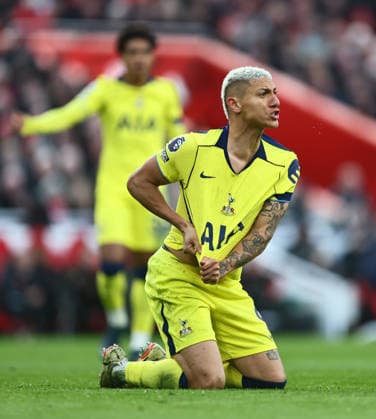 Richarlison of Tottenham complains that their shirt was pulled Liverpool v Tottenham Hotspur, Premier League, Football, Anfield, Liverpool, UK - 15 Mar 2026Liverpool Anfield United Kingdom EDITORIAL USE ONLY No use with unauthorised audio, video, data, fixture lists, club league logos or live services. Online in-match use limited to 120 images, no video emulation. No use in betting, games or single club league player publications. Copyright: xPhilxOldham Shutterstockx 16757322aq