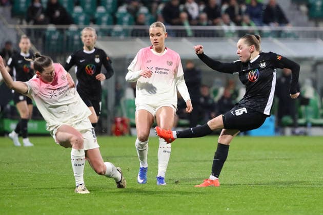 VfL vs Leverkusen, BL Women Wolfsburg, 15 03 2026, Football, Women, Google Pixel Bundesliga, Season 2025 2026, VfL Wolfsburg vs Bayer 04 Leverkusen, Janou Levels VfL Wolfsburg scores goal for 1 0 AOK Stadion Niedersachsen Germany