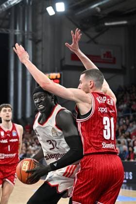 BAMBERG 15 03 2026 Basketball easycredit 1 Basketball Bundesliga 24 Matchday Bamberg Baskets vs FC Bayern Munich Basketball Wenyen Gabriel 32, FC Bayern Munich vs Daniel Keppeler 31, Bamberg Baskets Bamberg Baskets vs FC Bayern Munich Basketball
