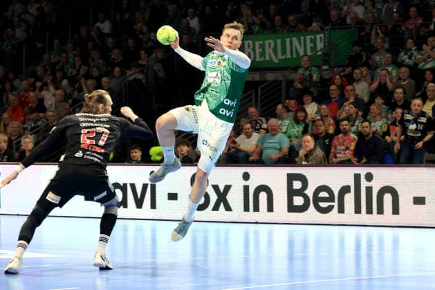 DEU, DHB, 1 HBL, Fuechse Berlin vs Erlangen, 15 03 2026, Max Schmeling Halle, Berlin, DEU, DHB, 1 HBL, Fuechse Berlin vs Erlangen, in the picture Lasse Andersson Fuechse Berlin 11 , Antonio Metzner Erlangen 27 nordphotoxGmbHx xEngler nph00076