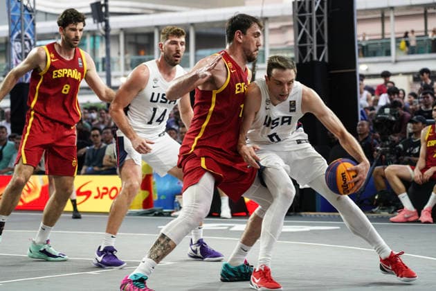 FIBA 3x3 Champions Cup 2026 Spain s Ivan Aurrecoechea competes against the United States Justin Pierce during the Men s FIBA Basketball 3x3 Champions Cup 2026 final match between the United States and Spain in Bangkok, Thailand, on March 15, 2026. Bangkok Bangkok Thailand  Copyright: xAnusakxLaowilasx originalFilename:laowilas-notitle260315_np7nr.jpg