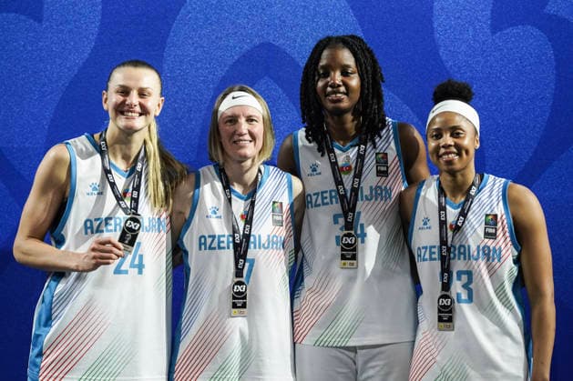 FIBA 3x3 Champions Cup 2026 Azerbaijan s players Alexandra Mollenhauer, Tatyana Deniskina, Brianna Fraser, and Arica Carter pose during the trophy ceremony after placing second in the Women s FIBA Basketball 3x3 Champions Cup 2026 final match between the Netherlands and Azerbaijan in Bangkok, Thailand, on March 15, 2026. Bangkok Bangkok Thailand  Copyright: xAnusakxLaowilasx originalFilename:laowilas-notitle260315_np7BE.jpg