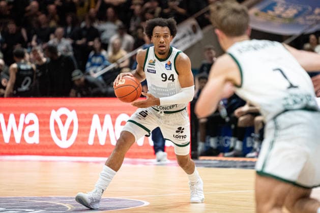 George King Nr 94 VET CONCEPT Gladiators Trier and Steven Ashworth Nr 1 VET CONCEPT Gladiators Trier GER, Basketball Loewen Braunschweig vs VET CONCEPT Gladiators Trier, Basketball, easyCredit BBL, Week 24, Season 2025 26, 15 03 2026 GER, Basketball Loewen Braunschweig vs VET CONCEPT Gladiators Trier, Basketball, easyCredit BBL, Week 24, Season 2025 26, 15 03 2026 Braunschweig Copyright: xEibner-Pressefoto DanielxREINELTx EP_DRT