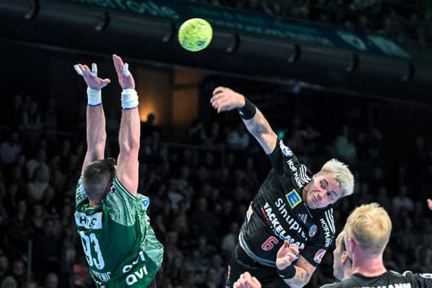 15 03 2026, xlakx, Handball Daikin HBL, Fuechse Berlin HC Erlangen v l Mijajlo Marsenic Fuechse Berlin , Marek Nissen HC Erlangen disappointed, looks disappointed, disappointed, disappointed Berlin Daniel Lakomski