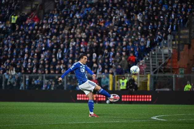 Maxence Caqueret of Calcio Como in action during the Italian Serie A football match between Calcio Como and AS Roma on March 15, 2026 at the Giuseppe Senigallia stadium in Como, Italy Photo Tiziano Ballabio  Copyright: xTizianoxBallabio IPAxSportx xipa-agency.netx xx IPA_72933746 IPA_Agency_IPA72933746
