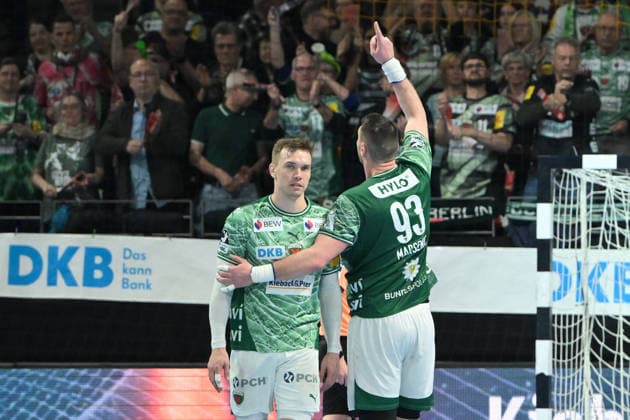 15 03 2026, xlakx, Handball Daikin HBL, Fuechse Berlin HC Erlangen v l Lasse Andersson Fuechse Berlin , Mijajlo Marsenic Fuechse Berlin Cheering about the victory, cheering after the end of the game Berlin Daniel Lakomski