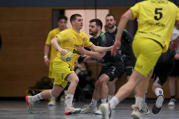 15 03 2026, Men, Handball, Season 2025 2026, Regionalliga, 19 Matchday DJK Waldbuettelbrunn TSV Lohr Patrik Krisztian Dobos 25, TSV Lohr and David Winheim 3, TSG Waldbuettelbrunn Waldbuettelbrunn Ballsporthalle Bayern Germany