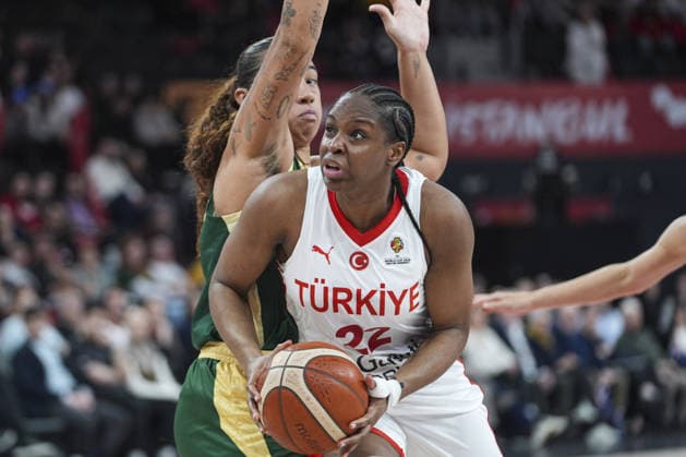 Turkiye v Australia - FIBA Women s World Cup Qualifiers ISTANBUL, TURKIYE - MARCH 15: Kennedy Burke of Turkiye in action against Zitina Aokuso of Australia during the FIBA Women s World Cup Qualifiers Group C match between Turkiye and Australia at the Basketball Development Center in Istanbul, Turkiye on March 15, 2026. Beyza Comert Anadolu Istanbul Turkey. Editorial use only. Please get in touch for any other usage.  Copyright: x2026xAnadoluxBeyzaxComertx