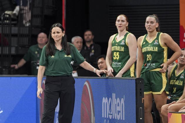 Turkiye v Australia - FIBA Women s World Cup Qualifiers ISTANBUL, TURKIYE - MARCH 15: Head Coach of Australia Sandy Brondello is seen during the FIBA Women s World Cup Qualifiers Group C match between Turkiye and Australia at the Basketball Development Center in Istanbul, Turkiye on March 15, 2026. Beyza Comert Anadolu Istanbul Turkey. Editorial use only. Please get in touch for any other usage.  Copyright: x2026xAnadoluxBeyzaxComertx