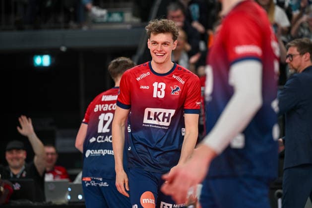 15 03 2026, xdobgx, Volleyball Volleyball Bundesliga VBL, SVG Lüneburg ASV Dachau v l Neo Laumann SVG Lüneburg, 13 smiling, friendly expression, smiling, friendly expression