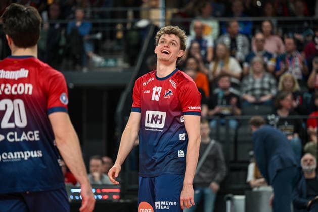 15 03 2026, xdobgx, Volleyball Volleyball Bundesliga VBL, SVG Lüneburg ASV Dachau v l Neo Laumann SVG Lüneburg, 13 smiling, friendly expression, smiling, friendly expression