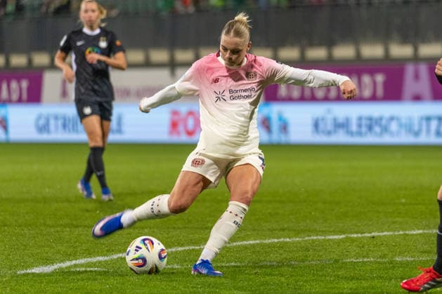 Germany, Google Pixel Womens Bundesliga, Season 2025 2026, Matchday 20, AOK Stadium, VfL Wolfsburg vs Bayer 04 Leverkusen, Kramer Cornelia Bayer 04 Leverkusen, 7 Copyright: xMichellexLukax