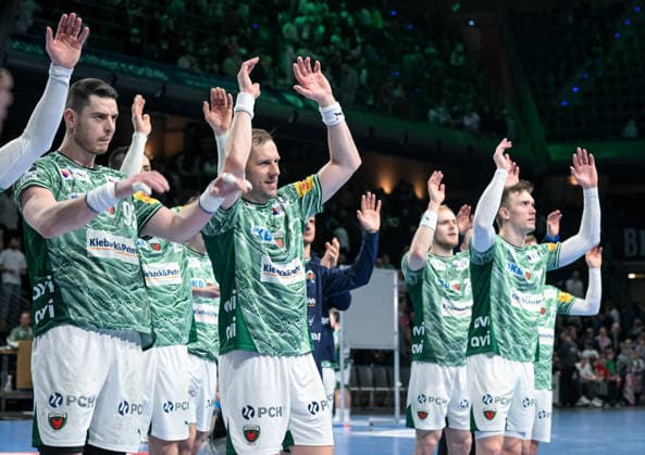 15 03 2026, xlakx, Handball Daikin HBL, Fuechse Berlin HC Erlangen f l Mijajlo Marsenic Fuechse Berlin , Max Darj Fuechse Berlin , Lasse Andersson Fuechse Berlin , Matthes Langhoff Fuechse Berlin , Cheering about the victory, Cheering after the end of the game Berlin Daniel Lakomski