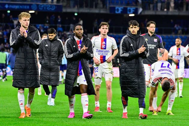 FOOTBALL : Le Havre vs Lyon - Ligue 1 - 15 03 2026 Lyon players look dejected following the Ligue 1 match between Havre AC and Olympique Lyonnais at Stade Oceane on March 15, 2026 in Le Havre, France. ( Photo by Federico Pestellini PsnewZ ) - Le HavreFrance  Copyright: xFedericoxPestellinix