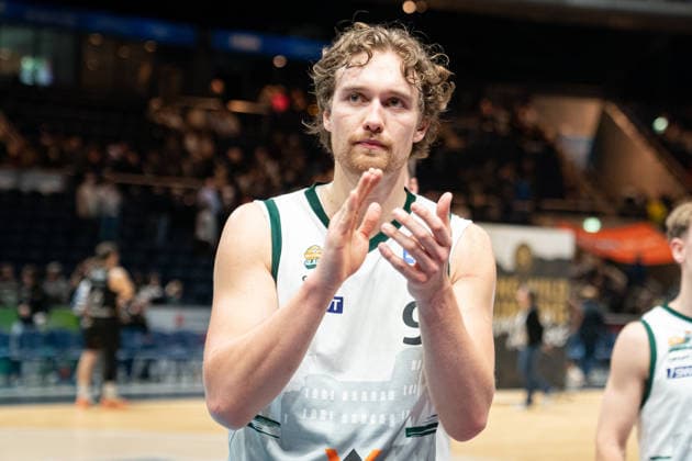 Marco Hollersbacher Nr 9 VET CONCEPT Gladiators Trier GER, Basketball Loewen Braunschweig vs VET CONCEPT Gladiators Trier, Basketball, easyCredit BBL, Week 24, Season 2025 26, 15 03 2026 GER, Basketball Loewen Braunschweig vs VET CONCEPT Gladiators Trier, Basketball, easyCredit BBL, Week 24, Season 2025 26, 15 03 2026 Braunschweig Copyright: xEibner-Pressefoto DanielxREINELTx EP_DRT