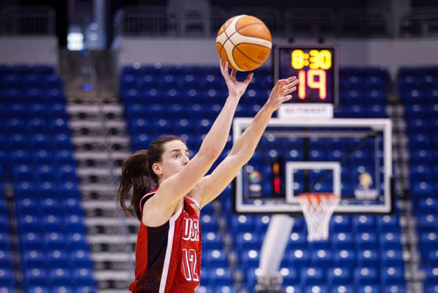 2026 World Cup Qualifying Tournament - New Zealand V USA Caitlin Clark 12 of the United States plays during the game at the 2026 FIBA World Cup Qualifying Tournament between New Zealand and the United States in San Juan, Puerto Rico, on March 15, 2026, at Coliseo Jose Miguel Agrelot. San Juan Puerto Rico  Copyright: xEdgardoxMedinax originalFilename:medinamillan-notitle260315_np0Zn.jpg