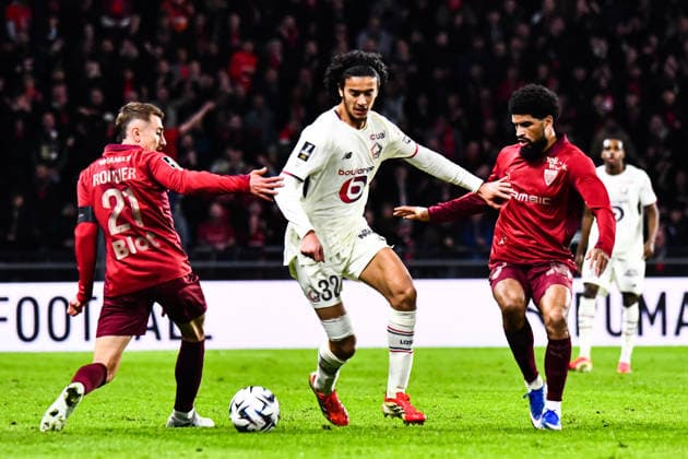 FOOTBALL : Stade Rennais vs Lille OSC - Ligue 1 - JournÃ e 26 - 15 03 2026 Ayyoub Bouaddi (Lille OSC) Mahdi Camara (Stade Rennais) Valentin Rongier (Stade Rennais) RennesFrance  Copyright: xBaptistexAutissierx