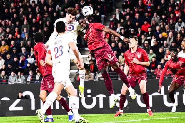 FOOTBALL : Stade Rennais vs Lille OSC - Ligue 1 - JournÃ e 26 - 15 03 2026 Thomas Meunier (Lille OSC) Lilian Brassier (Stade Rennais) RennesFrance  Copyright: xBaptistexAutissierx