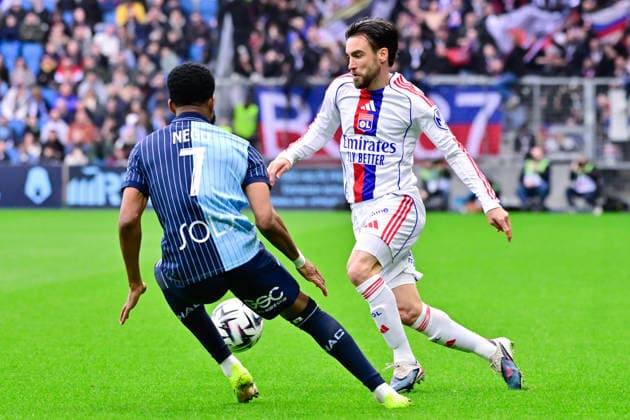 FOOTBALL : Le Havre vs Lyon - Ligue 1 - 15 03 2026 Loic Nego of Le Havre and Nicolas Tagliafico of Lyon during the Ligue 1 match between Havre AC and Olympique Lyonnais at Stade Oceane on March 15, 2026 in Le Havre, France. ( Photo by Federico Pestellini PsnewZ ) - Le HavreFrance  Copyright: xFedericoxPestellinix