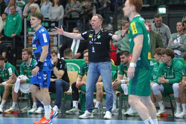 Handball DAIKIN HBL, SC DHfK Leipzig TVB Stuttgart 15 03 2026 Head Coach Frank Carstens SC DHfK Leipzig Handball, DAIKIN HBL, 1 Bundesliga, Season 2025 2026, 25 Matchday SC DHfK Leipzig vs TVB Stuttgart on 15 03 2026 at the Quarterback Immobilien Arena Leipzig Copyright: xBEAUTIFULxSPORTS JanxKaeferx