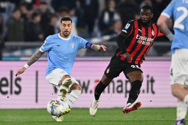 SS Lazio v AC Milan - Serie A Mattia Zaccagni of S.S. Lazio and Fikayo Tomori of A.C. Milan are in action during the 29th matchday of the Serie A championship between S.S. Lazio and A.C. Milan at the Olympic Stadium in Rome, Italy, on March 15, 2026. Rome Italy  Copyright: xDomenicoxCippitellix originalFilename:cippitelli-sslaziov260315_npE58.jpg