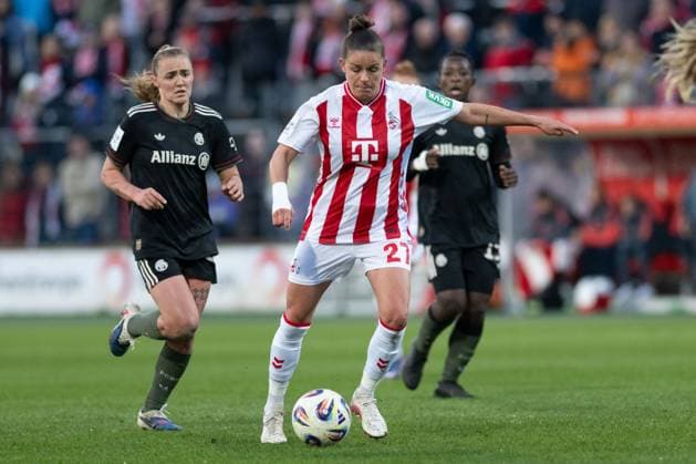 Laura Feiersinger 27 1 FC Koeln Frauen am Ball, 1 FC Koeln Frauen vs FC Bayern Muenchen Frauen, Fußball, Google Pixel Frauen Bundesliga, 20 Spieltag, 2025 2026, 15 03 2026 DFB regulations prohibit any use of photographs as image sequences and or quasi video Koeln Nordrhein Westfalen Germany Copyright: xkolbert-press MarkusxVerwimpx