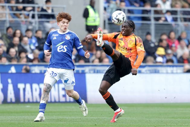 VALENTIN BARCO, Strasburgo, NHOA SANGUI, Paris F.C., Ligue 1, 2025-26, Racing Strasbourg vs Paris F.C. 0-0, 15-03-2026, Action, Contrasto LIGUE 1 2025-26 RACING STRASBURGO-PARIS FC 0-0