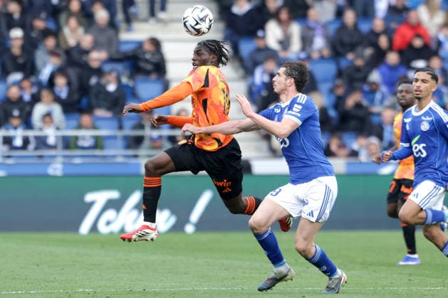 NHOA SANGUI, Paris F.C., JOAQUIN PANICHELLI, Racing Strasburgo, Ligue 1, 2025-26, Racing Strasbourg vs Paris F.C. 0-0, 15-03-2026, Action, Contrasto LIGUE 1 2025-26 RACING STRASBURGO-PARIS FC 0-0