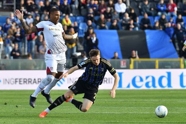 CALCIO - Serie A - Pisa SC vs Cagliari Calcio Foul by Michael Folorunsho Ijiemuan (Cagliari) on Michel Aebischer (Pisa) during Pisa SC vs Cagliari Calcio, Italian soccer Serie A match in Pisa, Italy, March 15 2026 Pisa Italy  Copyright: xIPAxSport ABACAx