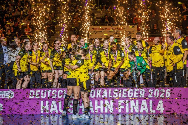BVB Dortmund celebrates cup victory Winners award ceremony, first-placed team, gold medal, 15 03 2026, Stuttgart Germany , Handball women, Final4 2025, Final, HSG Bensheim Auerbach BVB Dortmund xprx