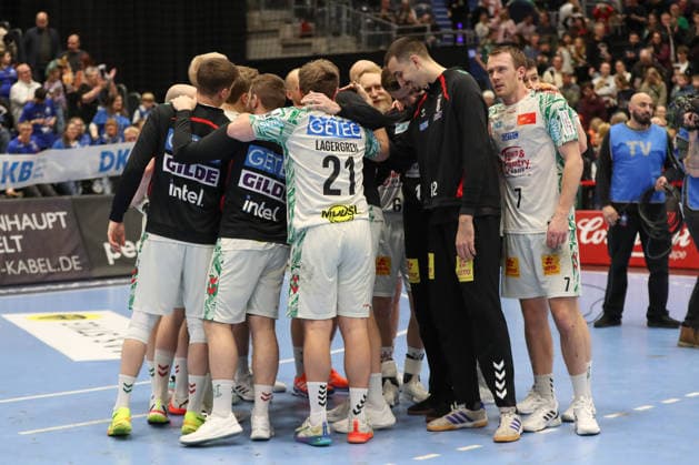 15 03 2026, xgox, Handball Daikin HBL Bergischer HC SC Magdeburg emspor, v l Magdeburg cheering about the victory, cheering after the end of the game Duesseldorf