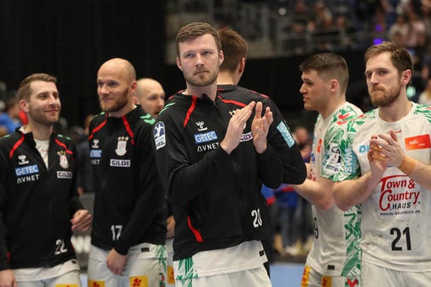 15 03 2026, xgox, Handball Daikin HBL Bergischer HC SC Magdeburg emspor, v l Philipp Weber Magdeburg, 20 Cheering about the victory, cheering after the end of the game Duesseldorf