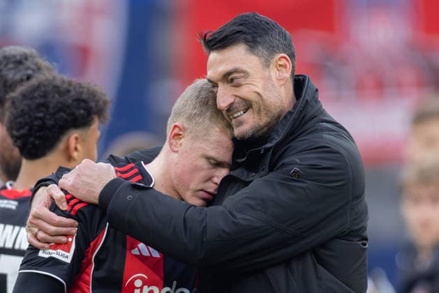 Football, Eintracht Frankfurt, Alleged scandal between coach Albert Riera and Jonathan Burkardt