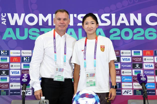 PERTH, AUSTRALIA - MARCH 16: Ante Milicic (L), head coach of Team China, and player Wang Yanwen attend a press conference, PK, Pressekonferenz before the AFC Women s Asian Cup Australia 2026 Semifinal game between China and Australia on March 16, 2026 in Perth, Australia.  Copyright: xWuxZhizhaox 111628547038