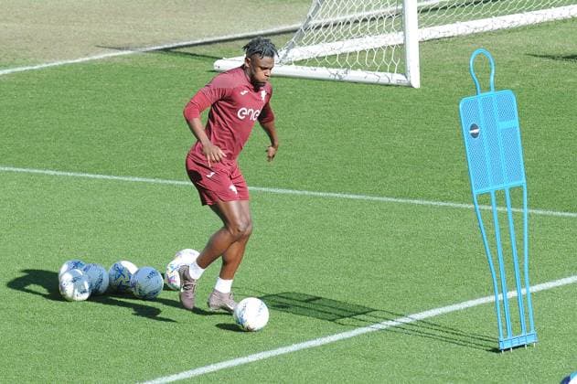 Foto IPP Massimo Rana Torino 16-03-2026 Calcio Allenamento Torino con porte aperte per i tifosi nella foto duvan zapata Italy Photo Press - World Copyright italy ITALY  Copyright: xR4924_italyphotopressx
