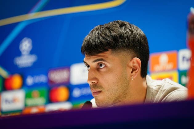 England Press Conference with Kasper Hjulmand Coach, Bayer 04 Leverkusen and Exequiel Palacios Bayer 04 Leverkusen, 25 ahead of the UEFA Champions League 2025 2026, Round of 16 second leg FC Arsenal London vs Bayer 04 Leverkusen Emirates Stadium London Copyright: xJOERANxSTEINSIEKx