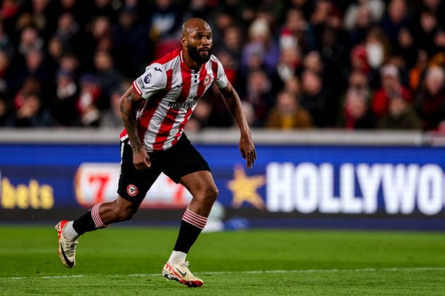 BRENTFORD, ENGLAND - MARCH 16: Igor Thiago of Brentford looks on during the Premier League match between Brentford and Wolverhampton Wanderers at Gtech Community Stadium on March 16, 2026 in Brentford, England.  Copyright: xRenexNijhuis MBxMediax