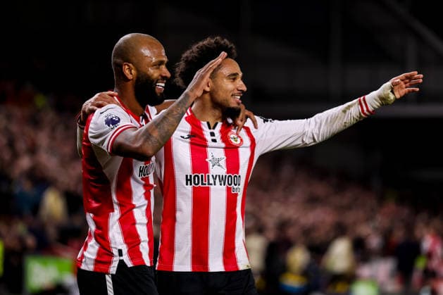 BRENTFORD, ENGLAND - MARCH 16: Igor Thiago of Brentford and Kevin Schade of Brentford celebrate their team s second goal during the Premier League match between Brentford and Wolverhampton Wanderers at Gtech Community Stadium on March 16, 2026 in Brentford, England.  Copyright: xRenexNijhuis MBxMediax