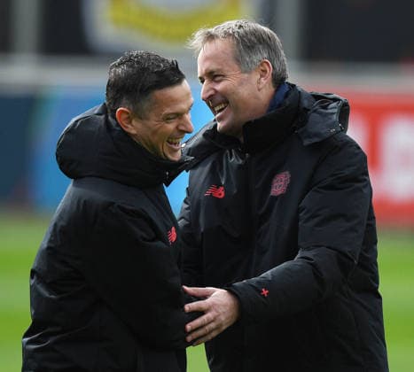 16 03 2026, xophax, Football , UEFA Champions League , 2025 2026 , Bayer Leverkusen training before the second leg against Arsenal London Coach Kasper Hjulmand , right Bayer 04 Leverkusen and co-coach Rogier Meuer , left Bayer 04 Leverkusen
