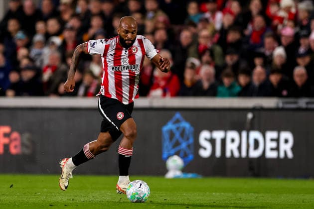 BRENTFORD, ENGLAND - MARCH 16: Igor Thiago of Brentford dribbles with the ball during the Premier League match between Brentford and Wolverhampton Wanderers at Gtech Community Stadium on March 16, 2026 in Brentford, England.  Copyright: xRenexNijhuis MBxMediax