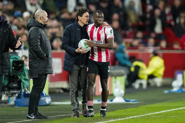 Brentford v Wolverhampton Wanderers, Premier League Keith Andrews, Manager of Brentford and Michael Kayode of Brentford during the Brentford v Wolverhampton Wanderers Premier League match at the Gtech Community Stadium, London, England on 16 March 2026 Credit: Dylan Hepworth Every Second Media Editorial use only. All images are copyright Every Second Media Limited. No images may be reproduced without prior permission. All rights reserved. Premier League and Football League images are subject to licensing agreements with Football DataCo Limited. see https: www.football-dataco.com Copyright: xIMAGO EveryxSecondxMediax ESM-1861-0101 DylanxHepworthx xEveryxSecondxMediax